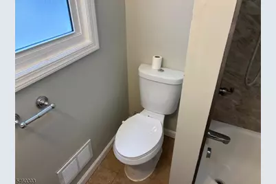 54 Chestnut St, East Orange, NJ 07018 - Photo 13