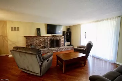 9F Dorado Dr, Morristown, NJ 07960 - Photo 9