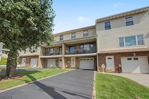 61 Henry St, Elmwood Park, NJ 07407 - Photo 3