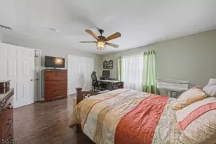 61 Henry St, Elmwood Park, NJ 07407 - Photo 29