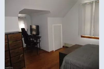 32 Newman Ave, Nutley, NJ 07110 - Photo 15