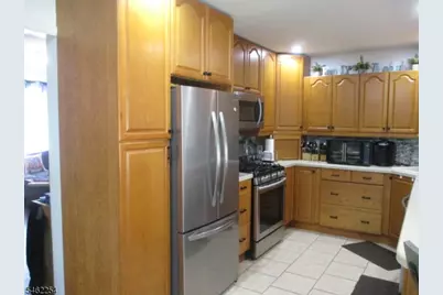 32 Newman Ave, Nutley, NJ 07110 - Photo 7