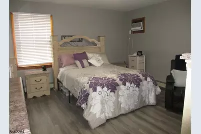 32 Newman Ave, Nutley, NJ 07110 - Photo 17