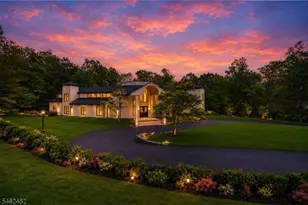 809 W Shore Dr, Kinnelon, NJ 07405 - Photo 1