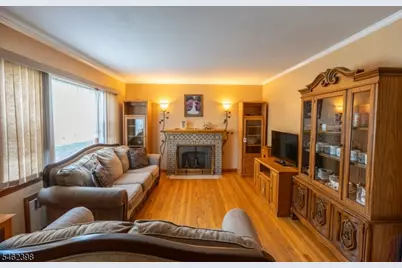 231 Globe Ave, Union Township, NJ 07083 - Photo 13