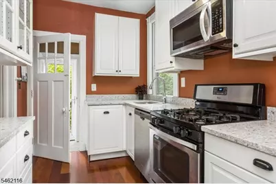 145 Watchung Ave, Montclair, NJ 07043 - Photo 11
