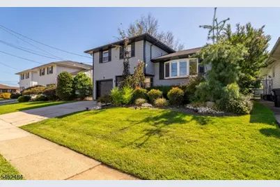 5 Sumutka Ct, Carteret, NJ 07008 - Photo 1