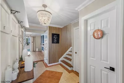 5 Sumutka Ct, Carteret, NJ 07008 - Photo 29