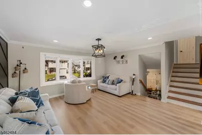 5 Sumutka Ct, Carteret, NJ 07008 - Photo 15