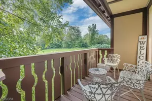 15F Kensington Rd, Chatham Township, NJ 07928 - Photo 11