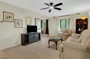 15F Kensington Rd, Chatham Township, NJ 07928 - Photo 13