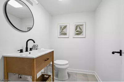 39 Walnut Cres, Montclair, NJ 07042 - Photo 37