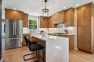 39 Walnut Crescent, Montclair, NJ 07042 - Photo 5