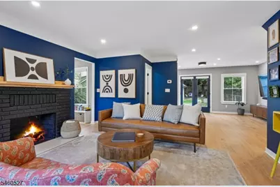 39 Walnut Cres, Montclair, NJ 07042 - Photo 13