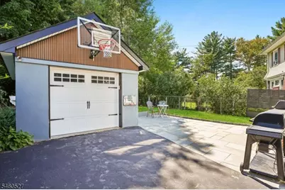 39 Walnut Cres, Montclair, NJ 07042 - Photo 41