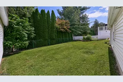 14 Pearl St, Bloomingdale, NJ 07403 - Photo 5