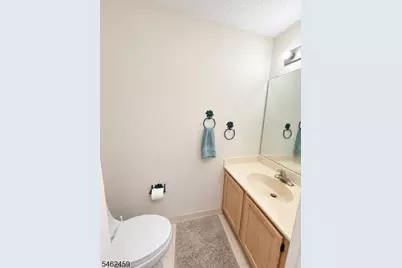 16 Wilmbelton Ct, Edison, NJ 08820 - Photo 5