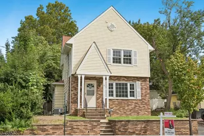 11 Wittkop Pl, Millburn, NJ 07041 - Photo 3