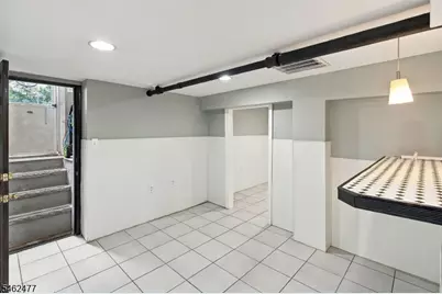 15 Boyle Pl, Elizabeth, NJ 07202 - Photo 21