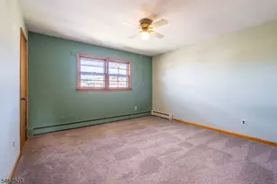 34 Cottage Pl, Garfield, NJ 07026 - Photo 17