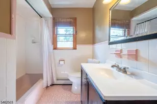 34 Cottage Pl, Garfield, NJ 07026 - Photo 21