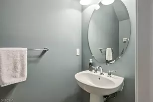 32 Dogwood Ln, Wanaque, NJ 07420 - Photo 13