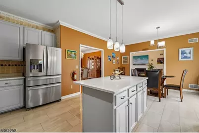 16 Ponderosa Trl, Sparta Township, NJ 07871 - Photo 17