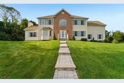 16 Ponderosa Trl, Sparta Township, NJ 07871 - Photo 3