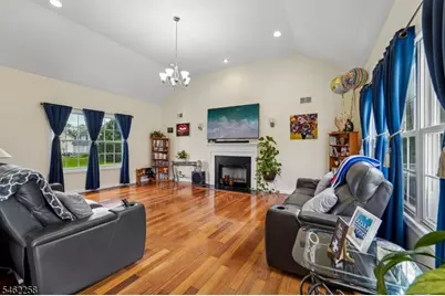 16 Ponderosa Trl, Sparta Township, NJ 07871 - Photo 11
