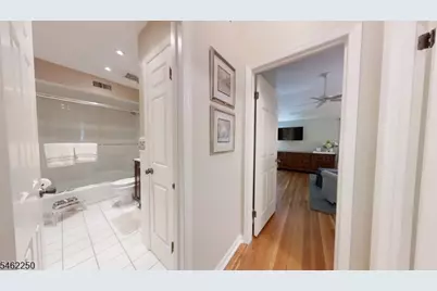 25 Stonegate Dr, Roseland, NJ 07068 - Photo 19
