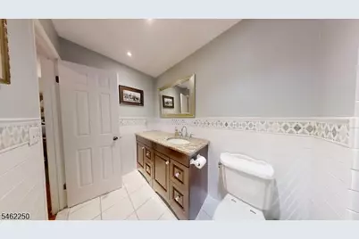 25 Stonegate Dr, Roseland, NJ 07068 - Photo 27