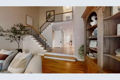 25 Stonegate Dr, Roseland, NJ 07068 - Photo 15