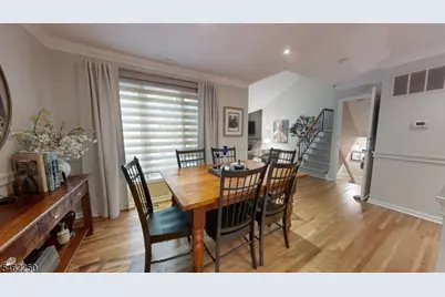 25 Stonegate Dr, Roseland, NJ 07068 - Photo 9