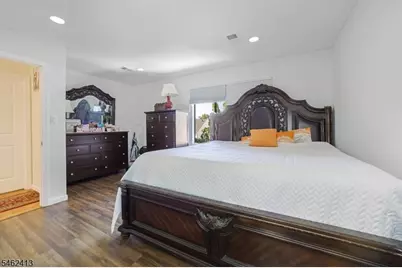 1511 Essex Ave, Linden, NJ 07036 - Photo 15