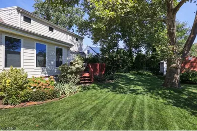525 Princeton Rd, Linden, NJ 07036 - Photo 31