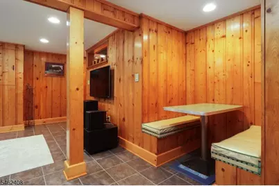 525 Princeton Rd, Linden, NJ 07036 - Photo 23