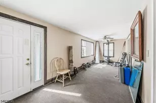 17 Porter Ave, Newark, NJ 07112 - Photo 9