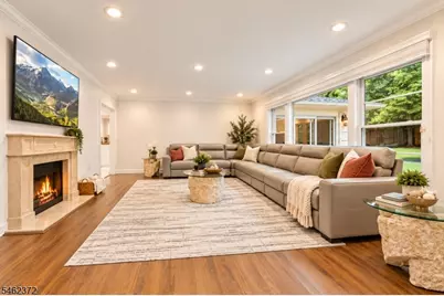 76 Mohawk Rd, Millburn, NJ 07078 - Photo 13
