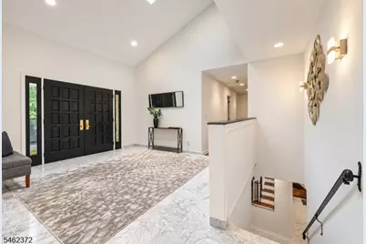 76 Mohawk Rd, Millburn, NJ 07078 - Photo 5