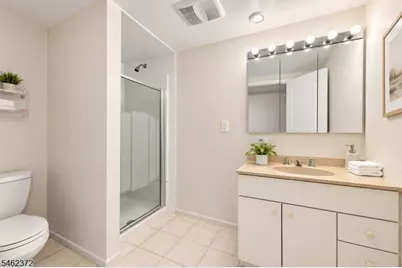 76 Mohawk Rd, Millburn, NJ 07078 - Photo 37