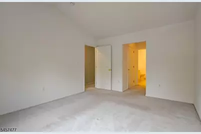 103 Cricket Hill Cir, South Brunswick Township, NJ 08540 - Photo 19
