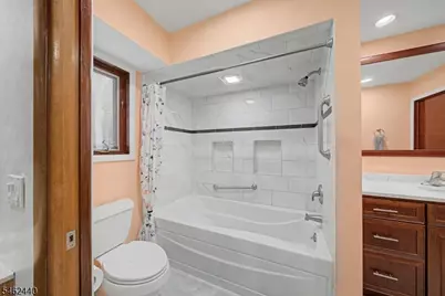5 Allen Dr, Kinnelon, NJ 07405 - Photo 27