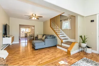 51 Ringwood Ave, Pompton Lakes, NJ 07442 - Photo 9