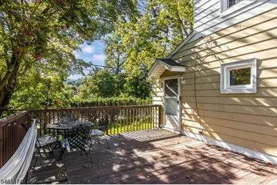 51 Ringwood Ave, Pompton Lakes, NJ 07442 - Photo 5