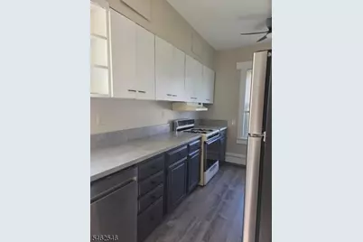 24 Pleasant Ave #2, Clifton, NJ 07013 - Photo 11