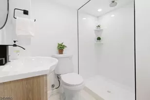 652 Passaic Ave, Kenilworth, NJ 07033 - Photo 23