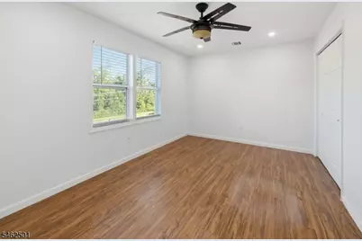 20 Greenwood Ave, Wanaque, NJ 07420 - Photo 21
