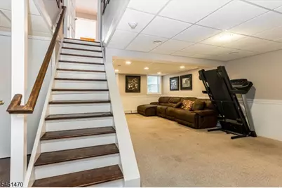 22 Sloping Hill Ter, Wayne, NJ 07470 - Photo 31