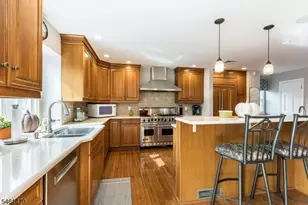 22 Sloping Hill Terrace, Wayne, NJ 07470 - Photo 15