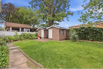 160 Bridge St, Roselle Park, NJ 07204 - Photo 17